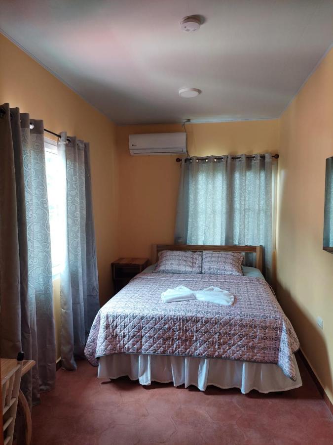 Hotel Y Restaurante Virgen De Fatima 拉塞瓦 外观 照片
