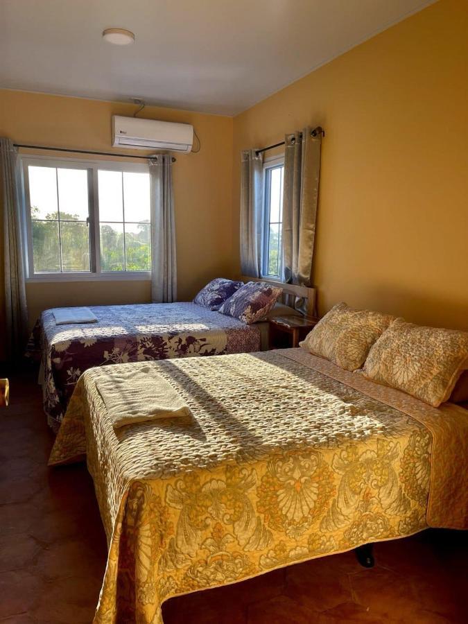 Hotel Y Restaurante Virgen De Fatima 拉塞瓦 外观 照片